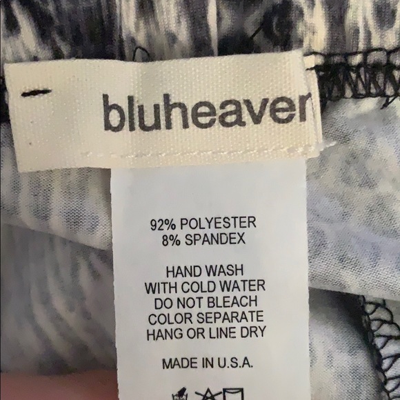 Flared high waisted pants - Picture 3 of 4